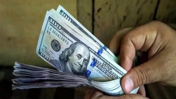 رویابافیِ دلار ۲۰ هزار تومانی