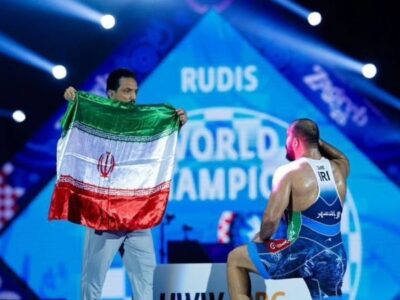 جوانان کشتی ایران زمین، دل نود میلیون ایرانی را شاد کردند